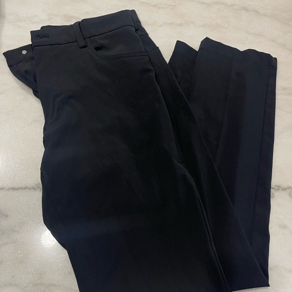 Men’s Van Heusen Dress Pants - Picture 2 of 5